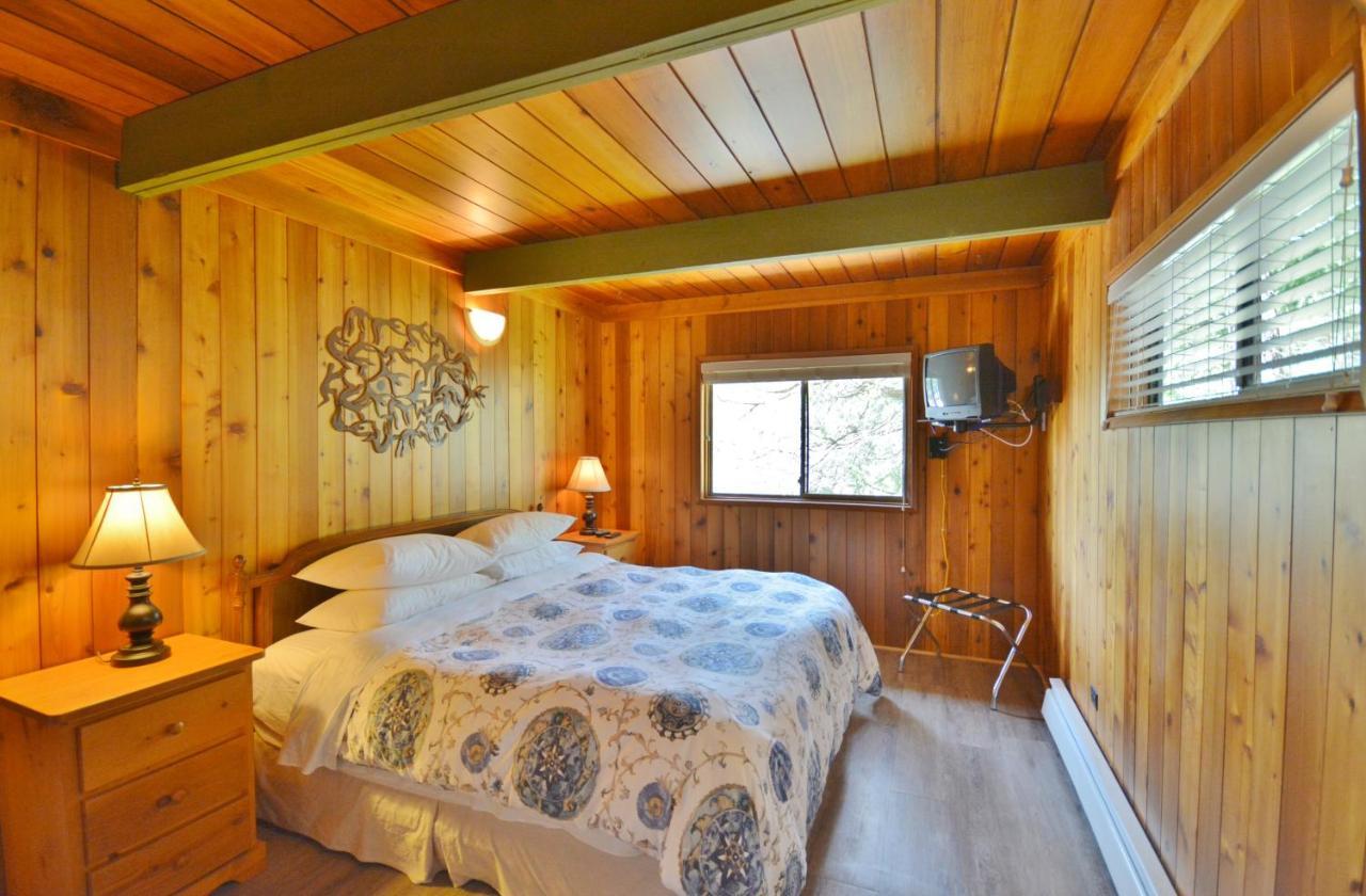 Pender Harbour Resort & Marina Garden Bay Luaran gambar