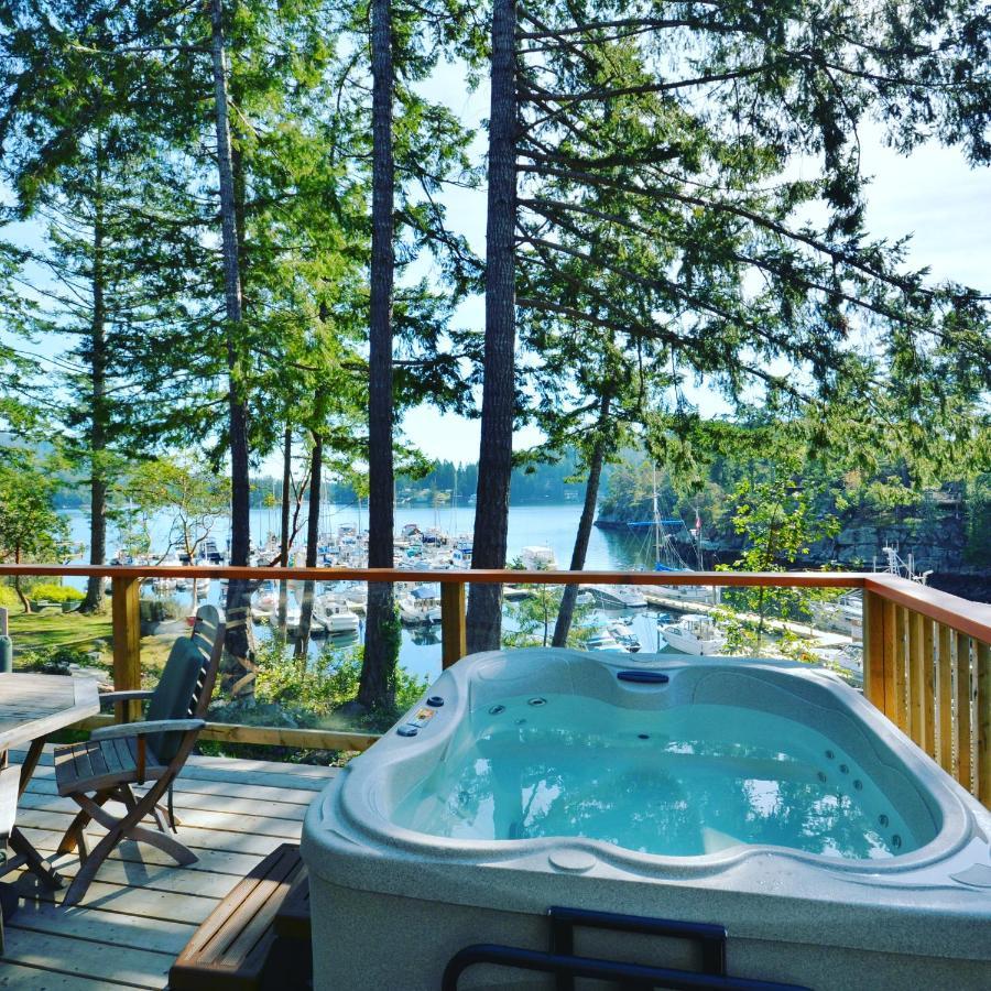 Pender Harbour Resort & Marina Garden Bay Luaran gambar