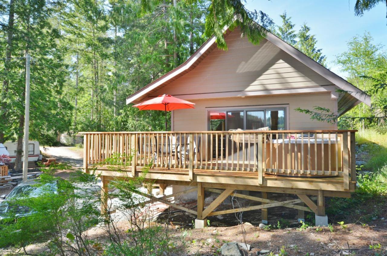 Pender Harbour Resort & Marina Garden Bay Luaran gambar
