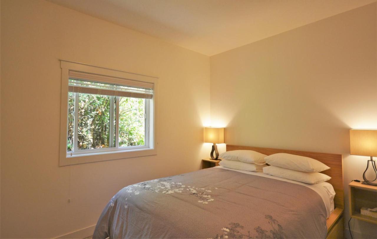 Pender Harbour Resort & Marina Garden Bay Luaran gambar