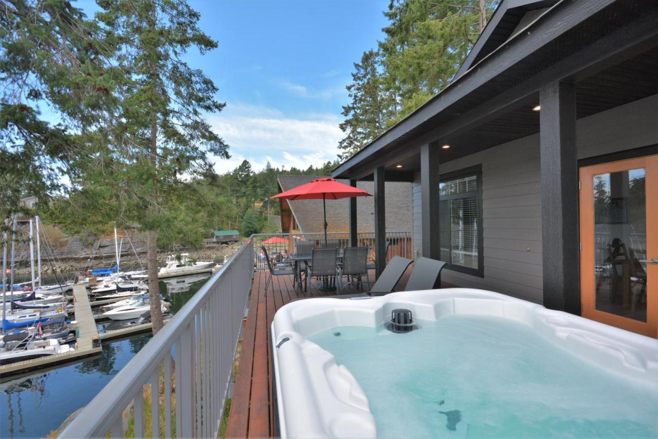 Pender Harbour Resort & Marina Garden Bay Luaran gambar